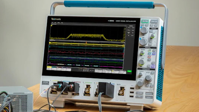 Tektronix 4 Series MSO: 1.5 GHz, 6.25 GS/s, 4/32 Channel Mixed Signal Oscilloscope